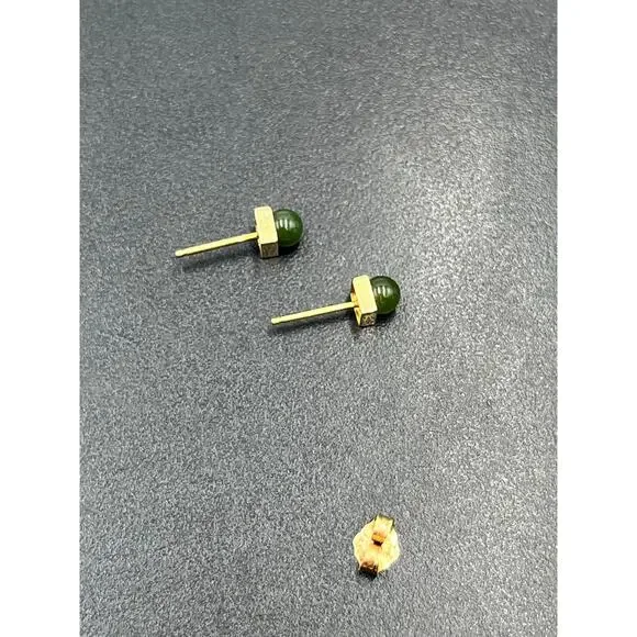Designer Signed‎ 14k Yellow Gold Green Round Ball Stud Pierced Earrings